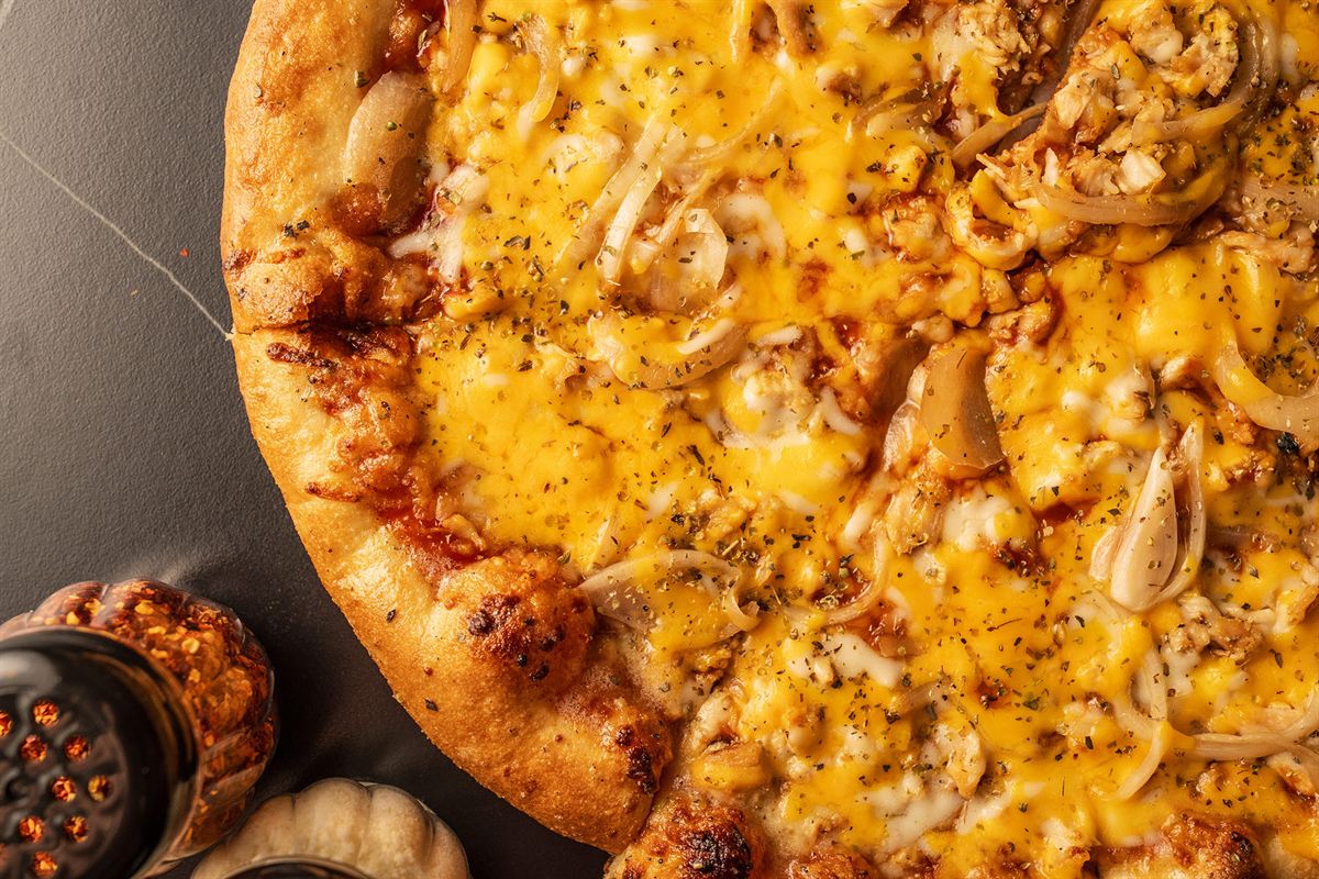 A close look at a cheese pizza
